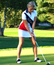 Jessica Bäckström spelar golf